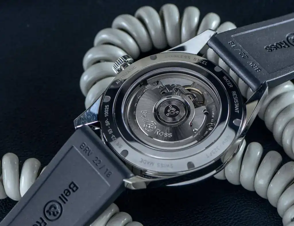 Comfortable-and-reasonable-case-size-Bell-Ross-Vintage-BR-123-GMT-24H_2.webp