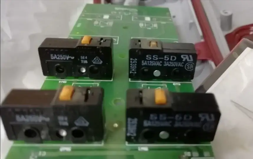 Commutador  PCB grua.webp