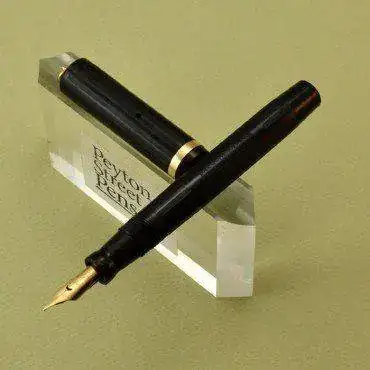 conklin_ringtop_blacklined_1.webp
