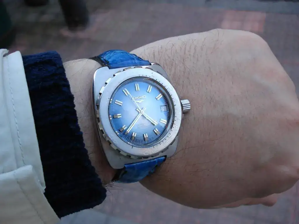 Conquest diver azul.webp