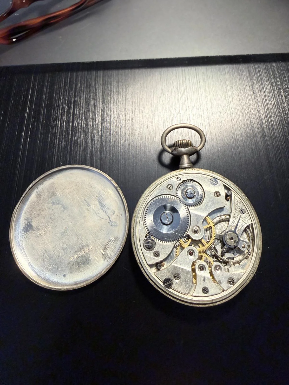 Conty Watch co movimiento.webp