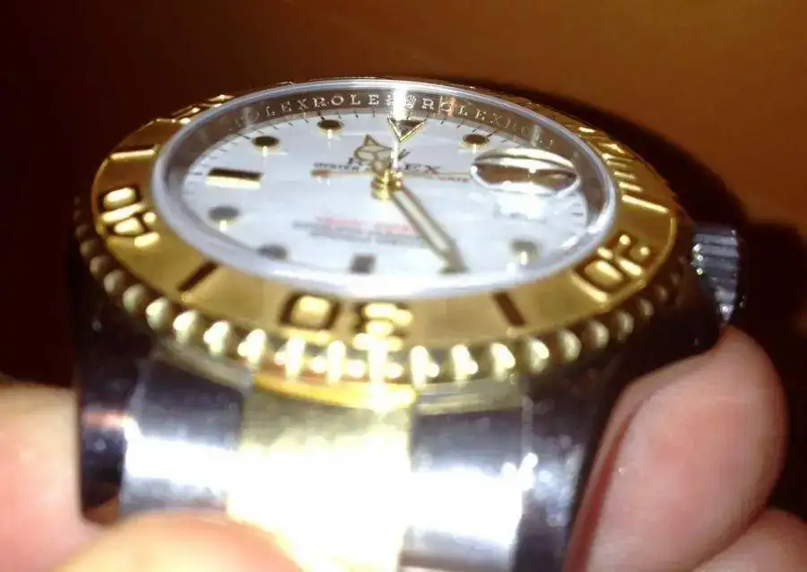 corona centrada ROLEX.webp