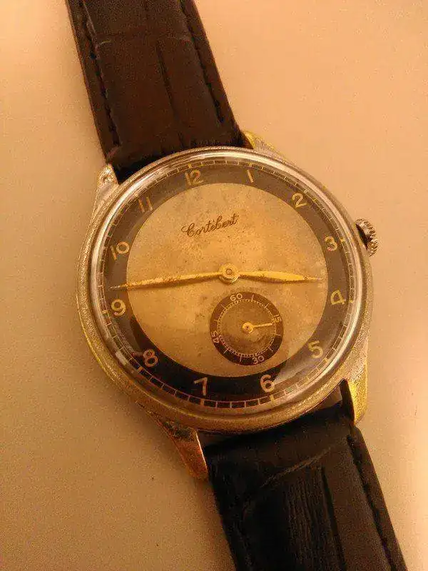 Cortebert-cal-677-de-1940.webp