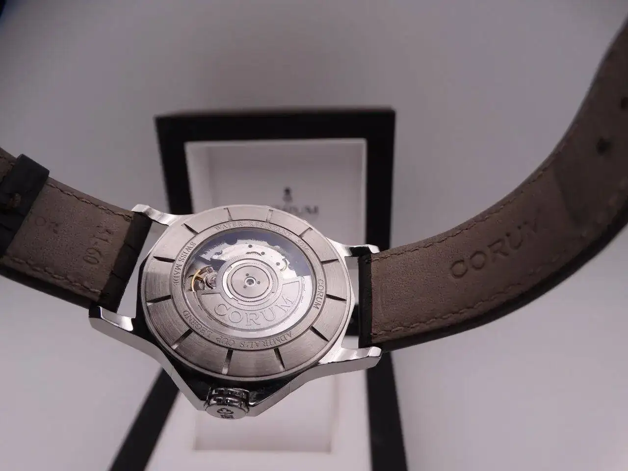 Corum Admiral's Cup 09899 copia.webp