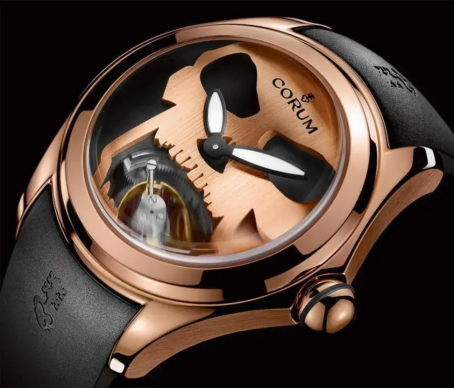 Corum-Bubble-47-Flying-Tourbillon-2.webp