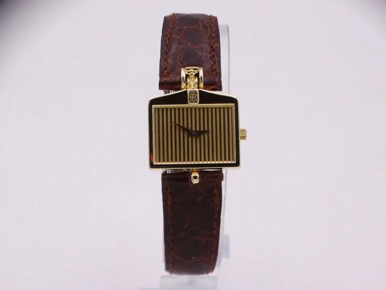 Corum Rolls Royce Gold 07196.webp