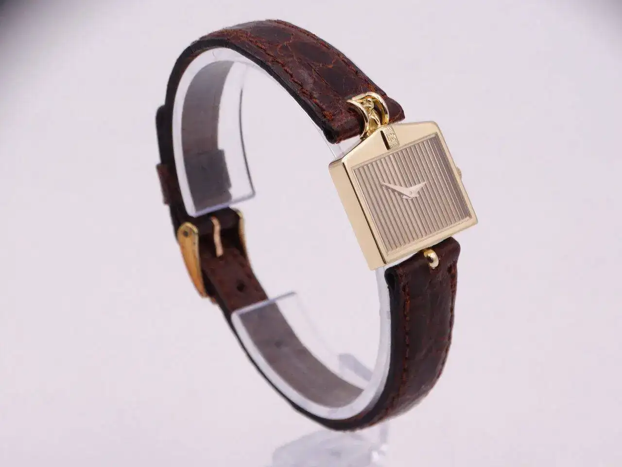 Corum Rolls Royce Gold 07202.webp