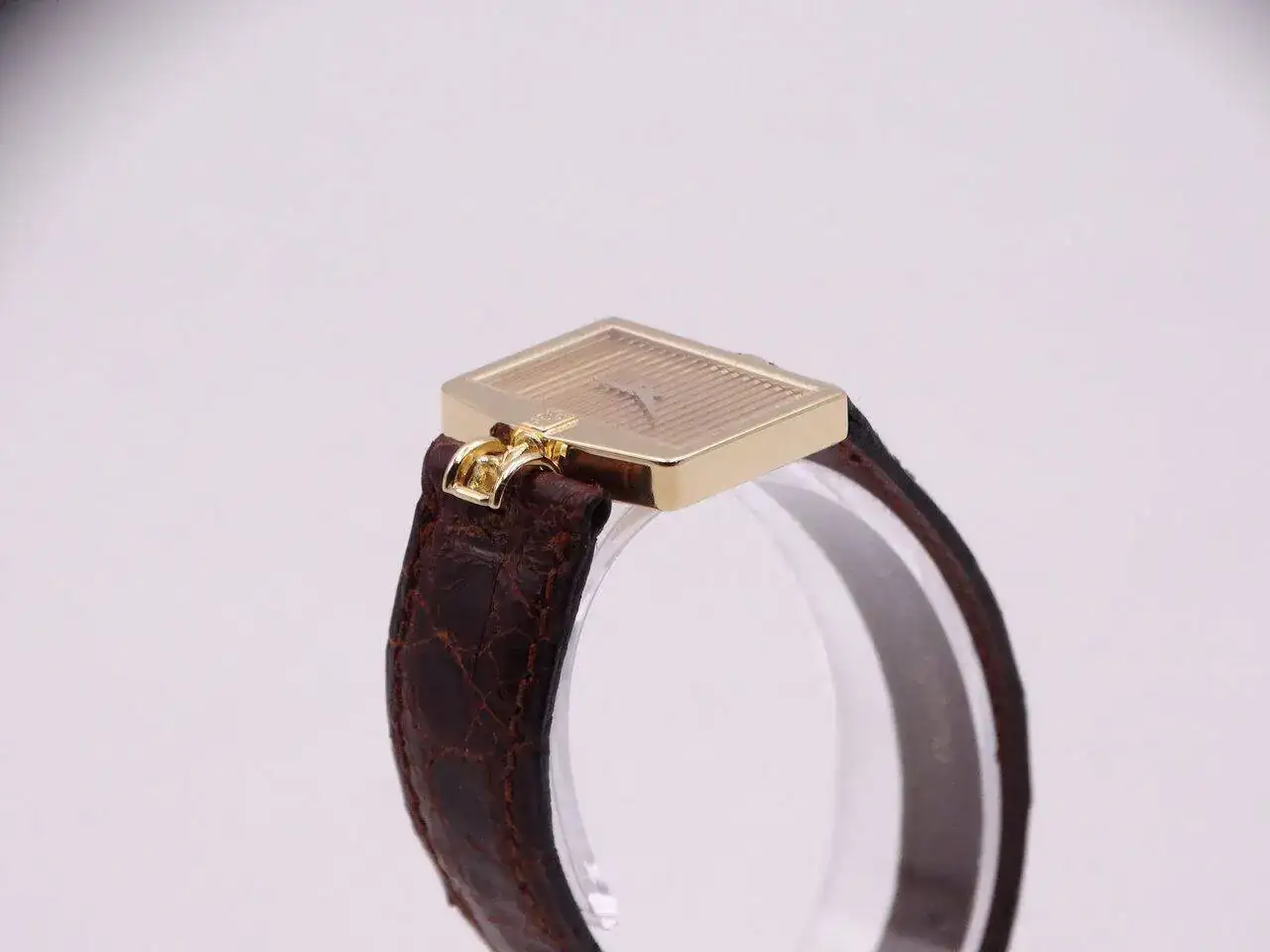Corum Rolls Royce Gold 07208.webp