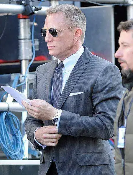 +Craig+James+Bond+Movie+Skyfall+takes+XyKjCZ-2pn0l.webp