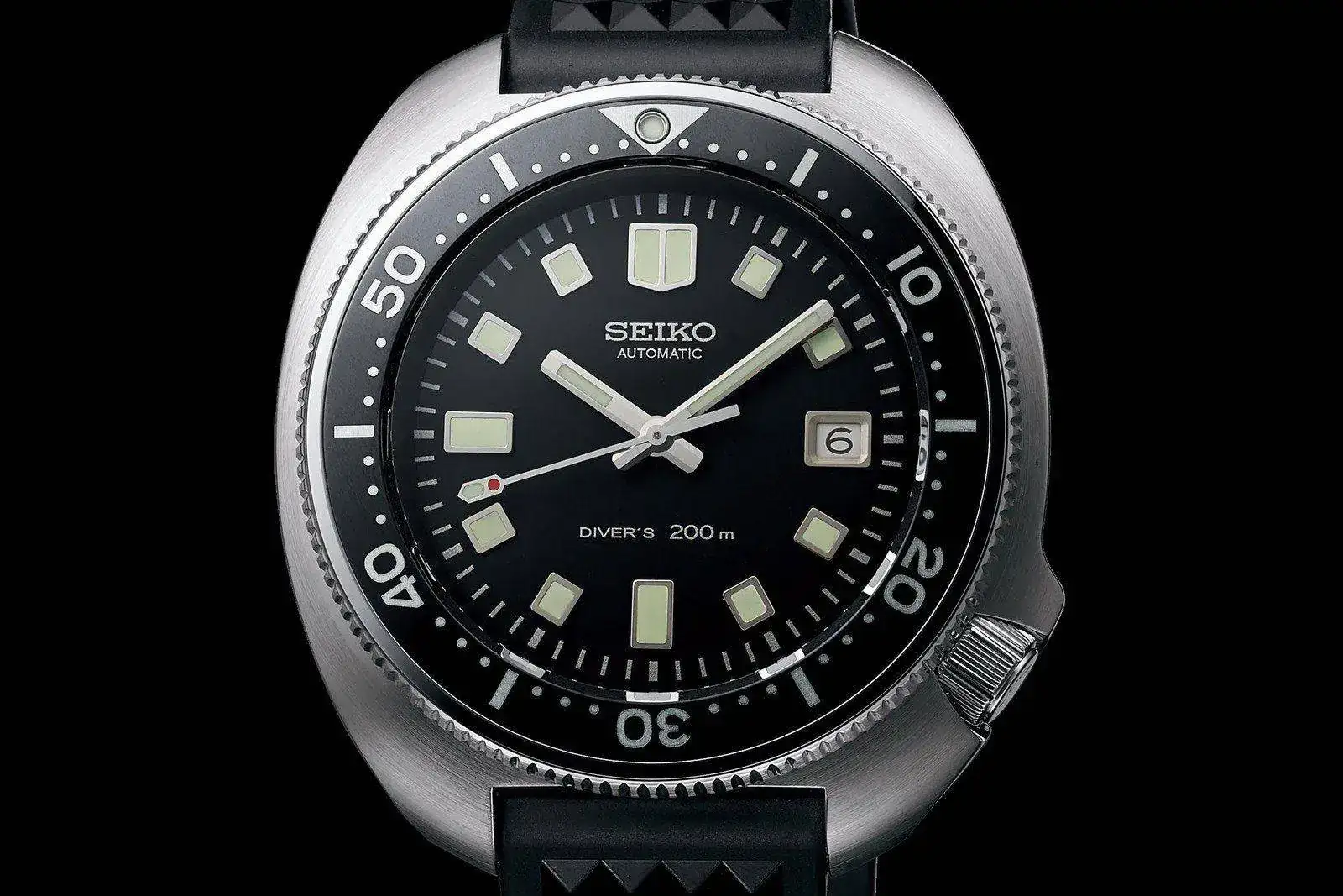 -Creation-Limited-Edition-SLA033-Baselworld-2019-3.webp