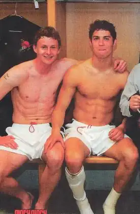 cristiano-ronaldo-hand-solsjaker.webp