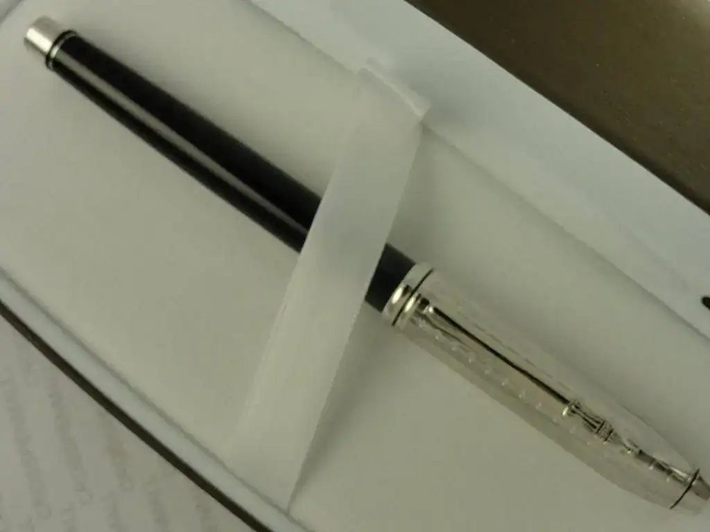 Cross Limited Edition Coca-cola Emblem Tango Rhodium nib Fountain pen.webp