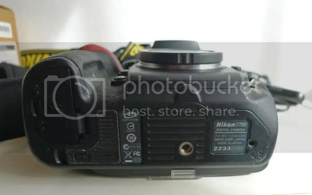 cuerpo-nikon-d700-2_zpsd031540b.webp
