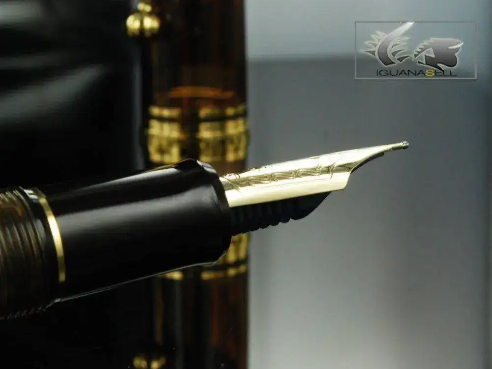 Custom-823-Demonstrator-Fountain-Pen-Amber-60556-8.webp