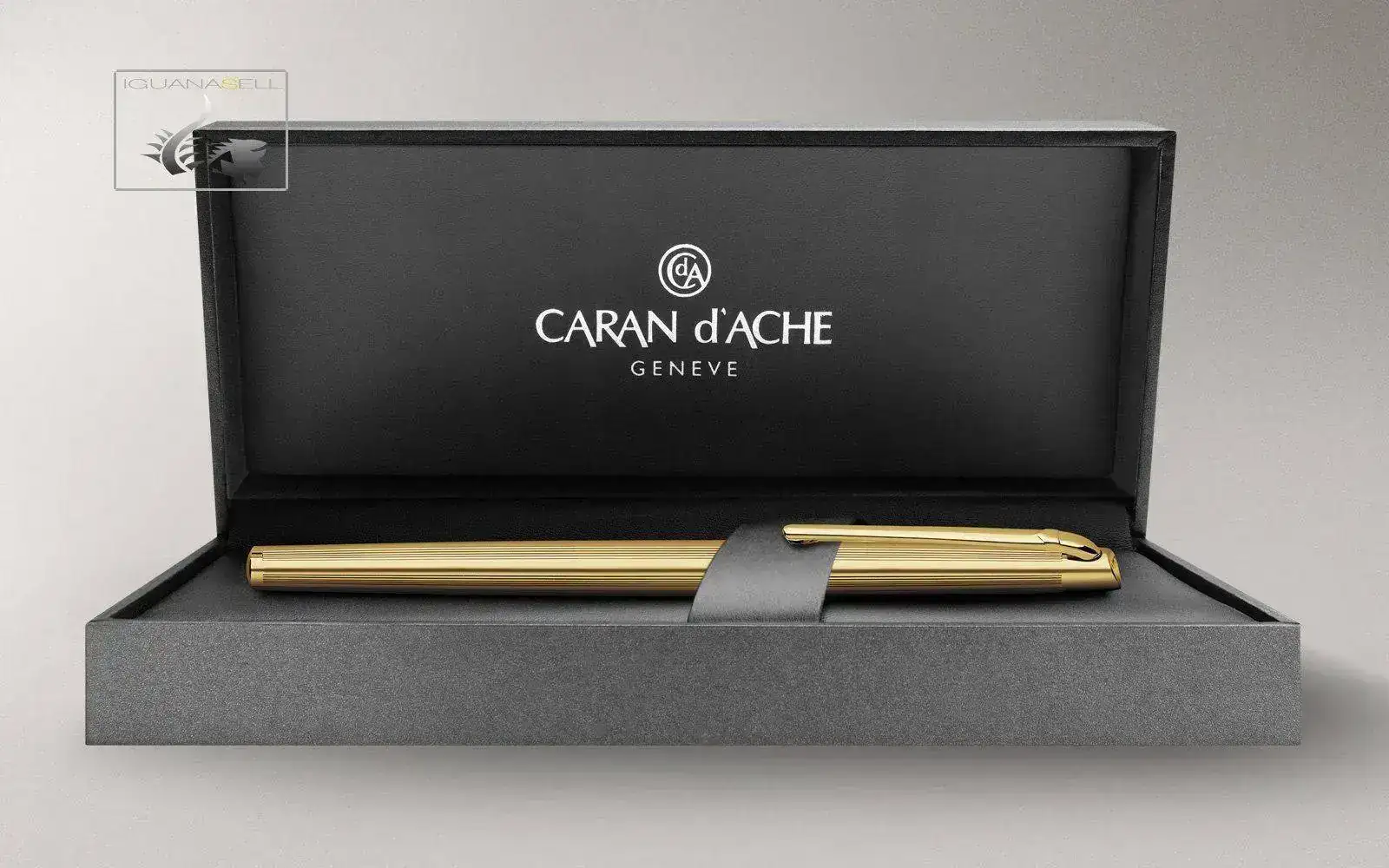 -d-Ache-Madison-Cisele-Fountain-Pen-Gold-4690282-3.webp