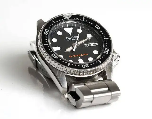 d1292368290-sold-seiko-skx013-midsize-diver-skx013.webp