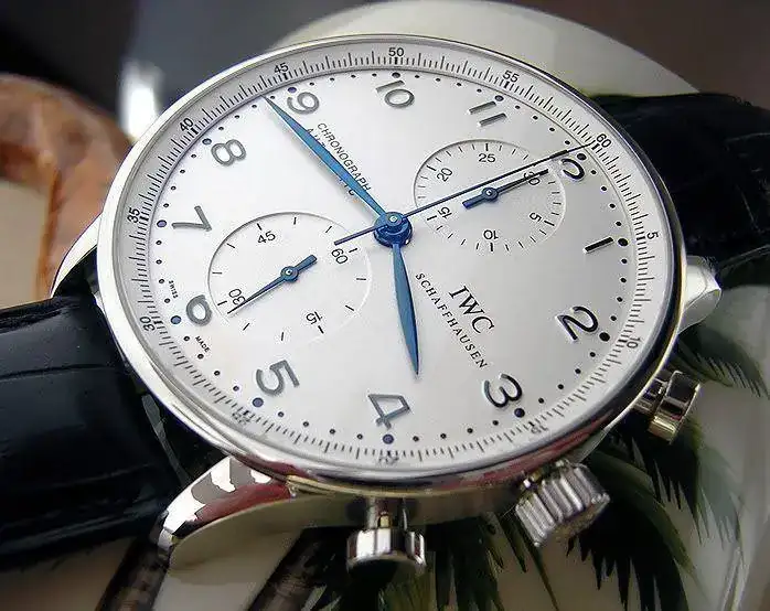 d1341830713-3714-17-7-5-wrist-iwcportuguese_front8.webp