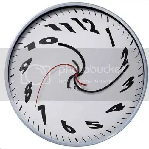 dali-clock.webp
