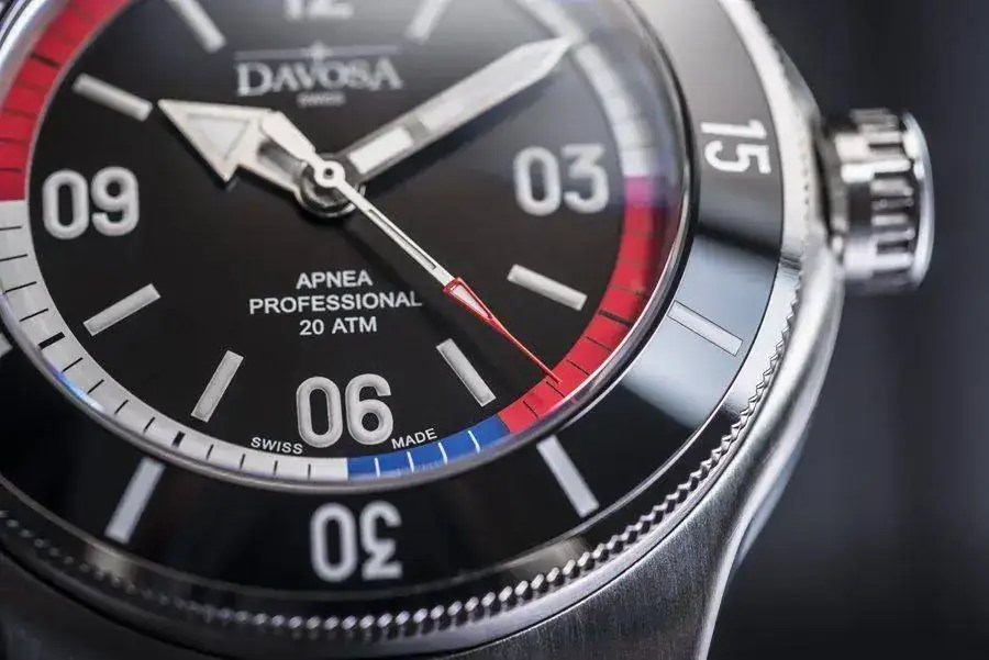 DAVOSA%2BApnea%2BDiver%2BAUTO%2B03.webp
