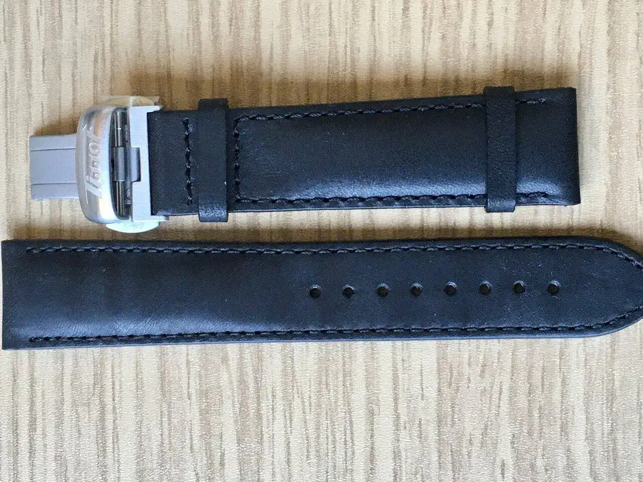 DB610B06-25BB-40AA-A1FF-FCA94431641E.webp