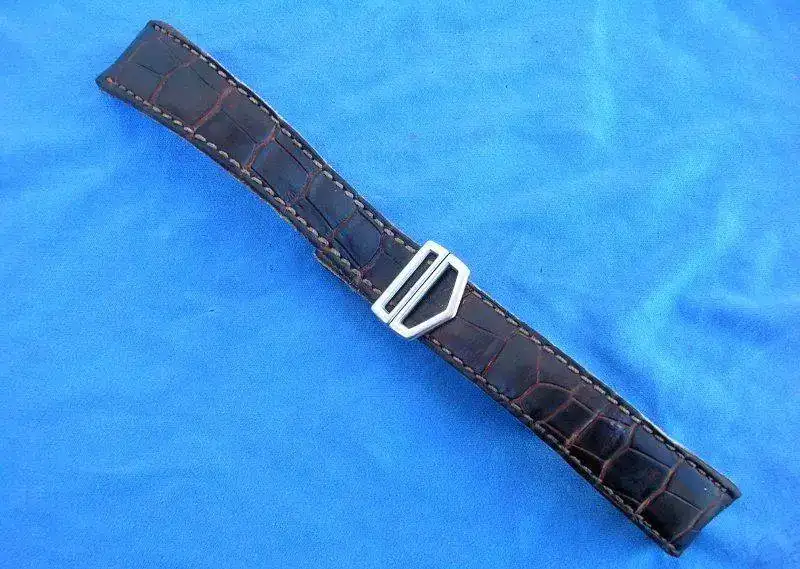 DEPLOYANT_TAG_HEUER_1.webp