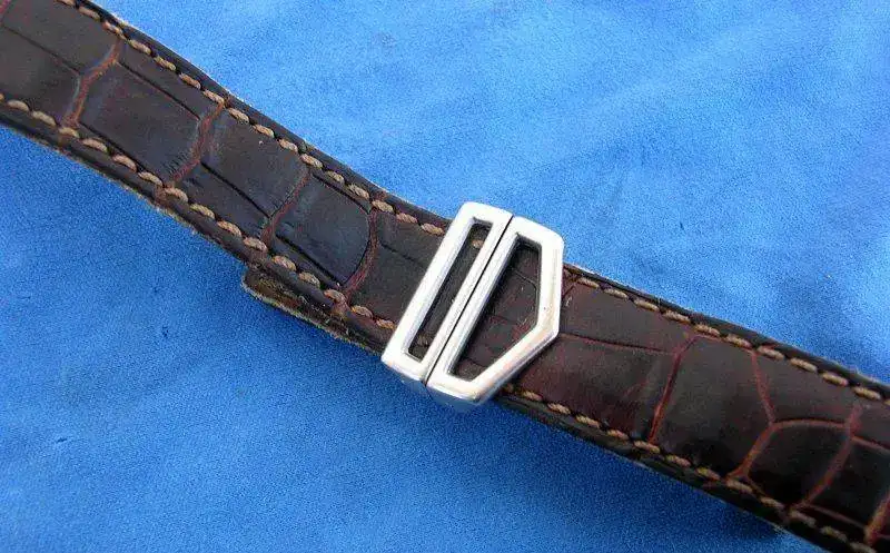 DEPLOYANT_TAG_HEUER_2.webp