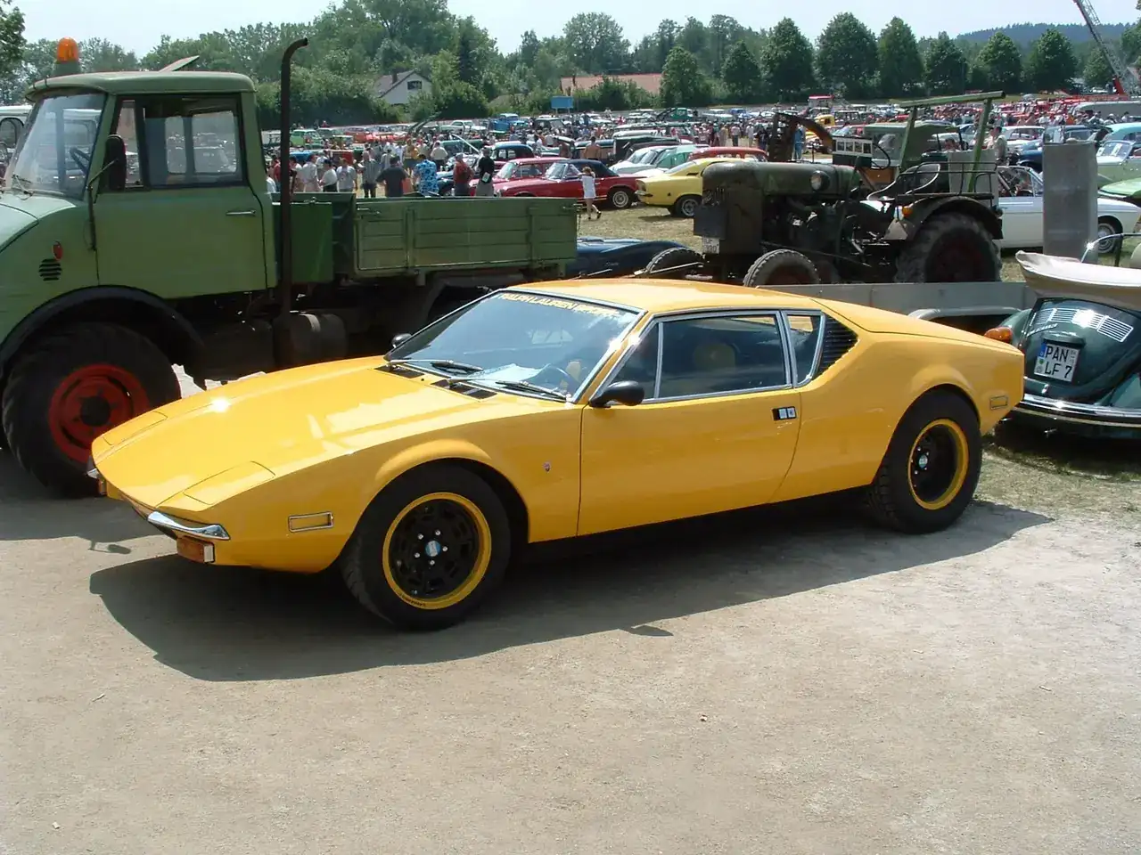 Detomaso_pantera_seite.webp