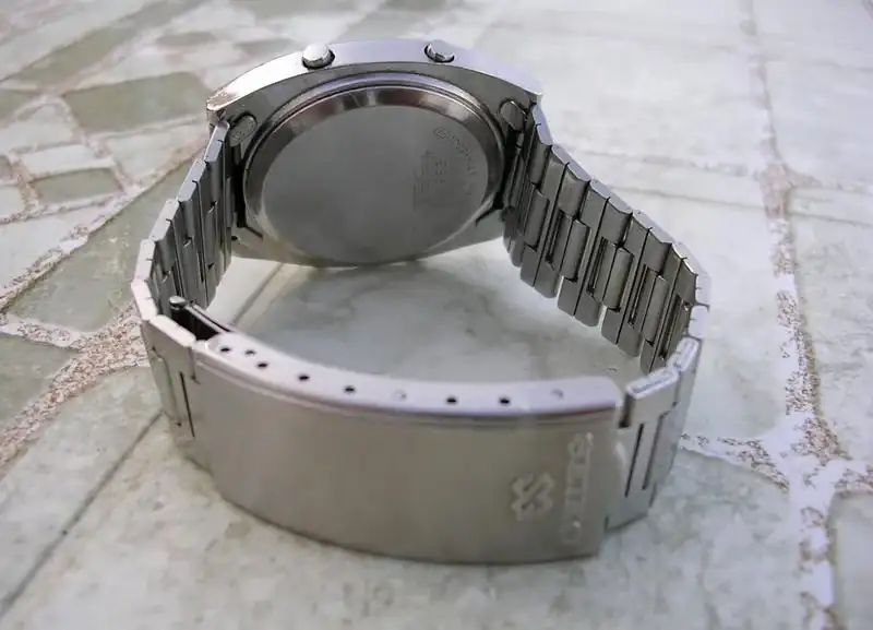 DIGITAL-SEIKO-RUNNING-A714-5.webp