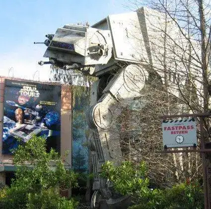 disney-star-wars-weekend-star-tours.webp