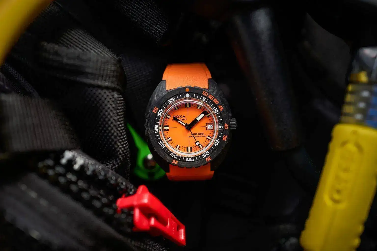Doxa-SUB-300-Carbon-Professional-Orange-In-Depth-Diving-Review-Underwater-12-1536x1024.webp