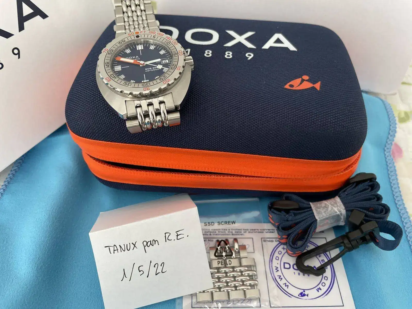 Doxa Sub300T_9.webp