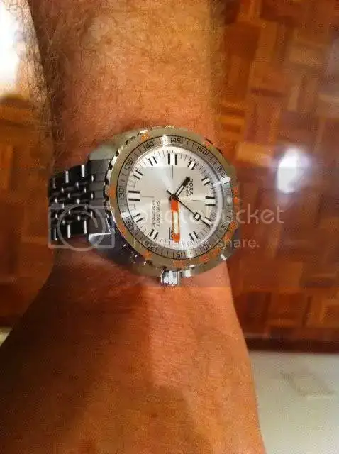 Doxa750tSearambler-4.webp