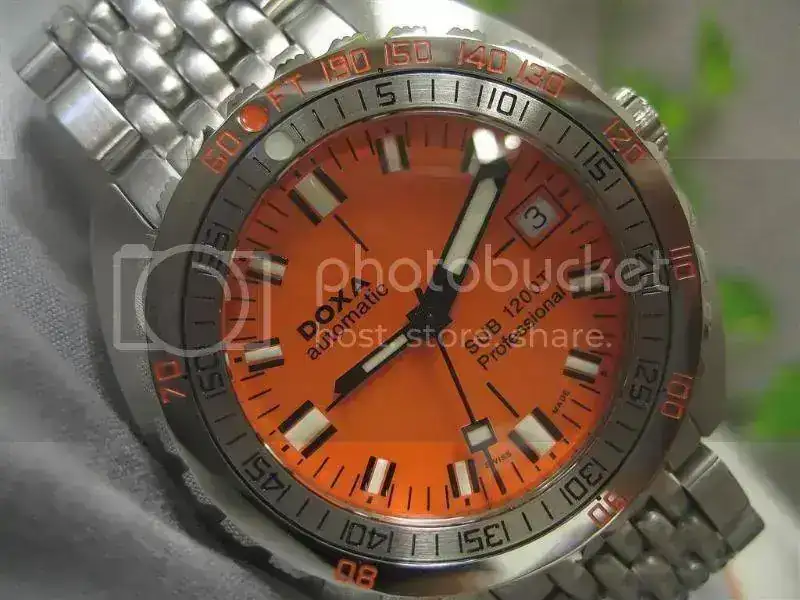 doxa_1200t_pro_00Large.webp