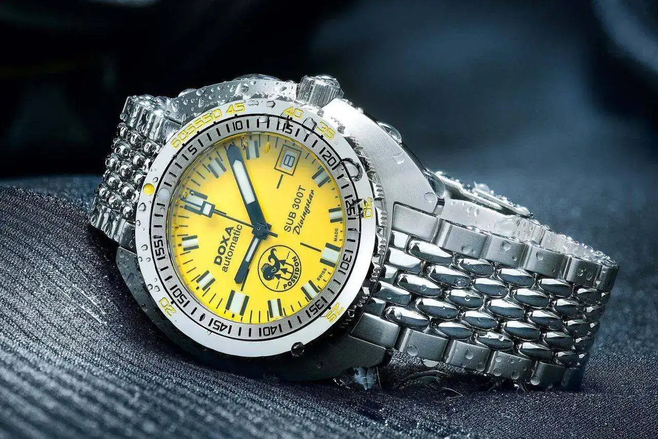 DOXA_300T_Divingstar_Poseidon_4.webp
