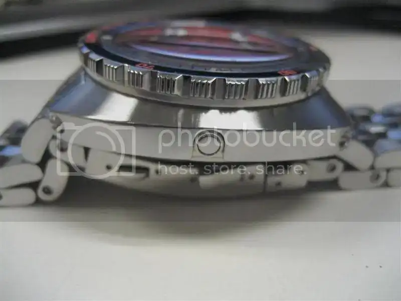 doxa_5000t_04Large.webp