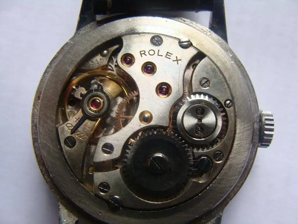 Relojes especiales 700 sale