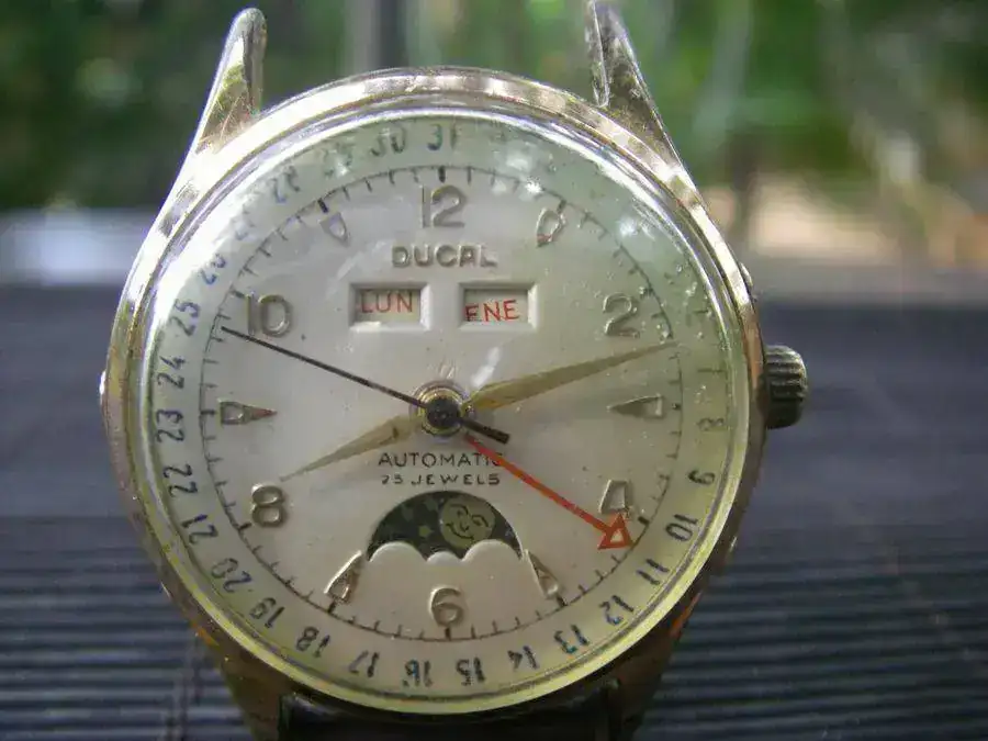 DUCAL FELSA 693 BINIDATOR 1945 b.webp