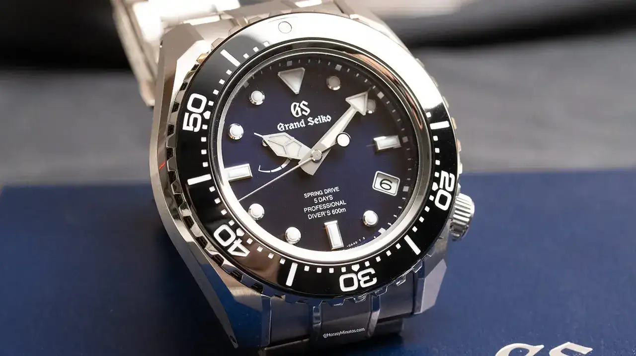 e-Diver-60-Aniversario-SLGA001-Horas-y-Minutos-2-1.webp