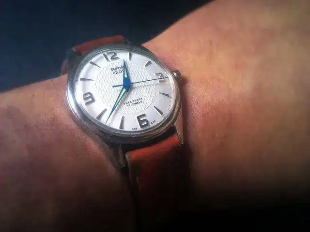e-pilot-le-show-your-arrivals-strap-combos-hmtle12.webp