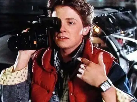 ears-later-this-nerdy-watch-is-still-super-awesome.webp