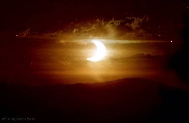 eclipse_sol.jpg
