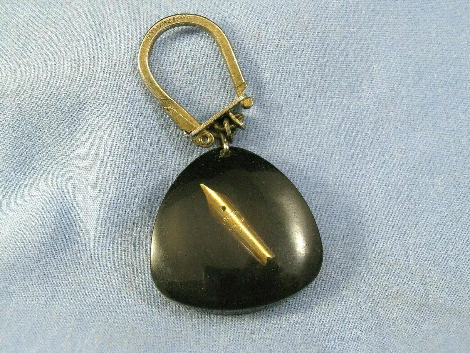 EDACOTO FOUNTAIN PEN KEYRING ADVERT 1.webp