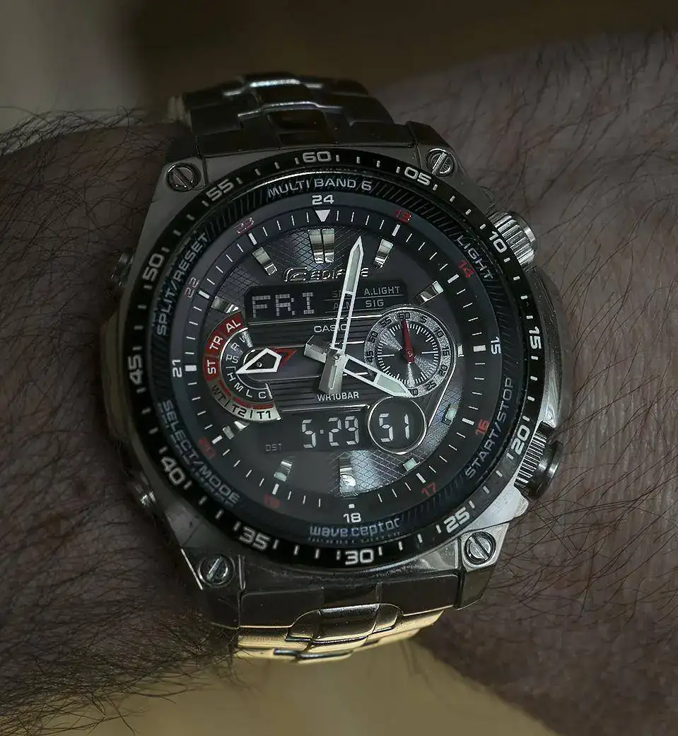 Edifce M300_2 .webp