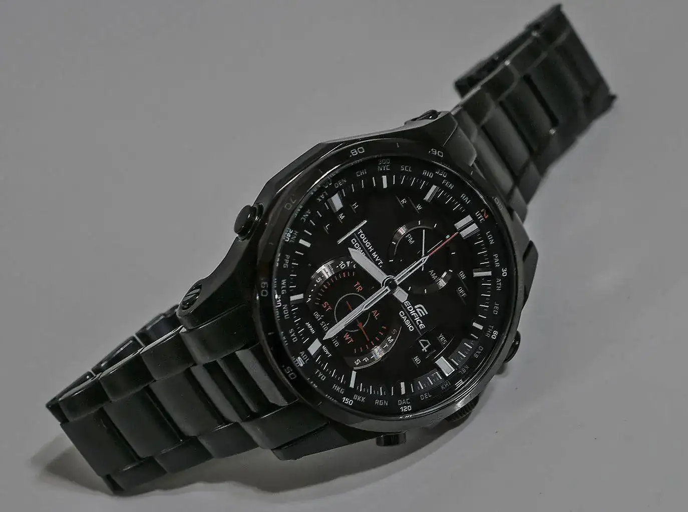 Edifice EQW-1200DC 1.jpg