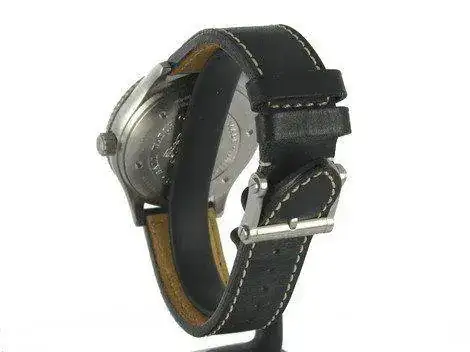 eer-Master-II-World-Timer-DM1028C-DM1028C-LAJ-WH-6.webp