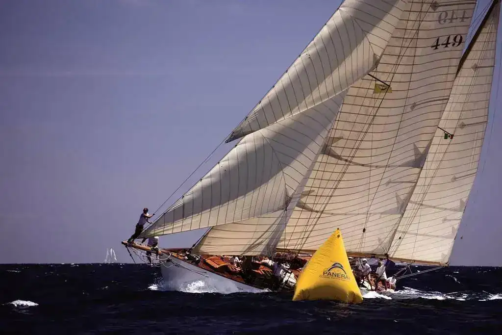 Eilean-panerai.webp
