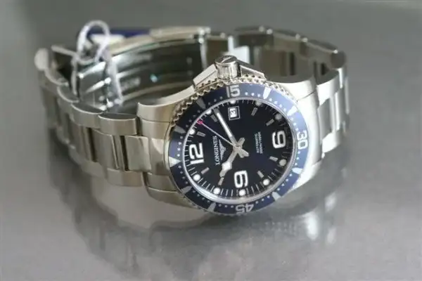 eived-ad-brand-new-longines-hydroconquest-hrdro-2a.webp