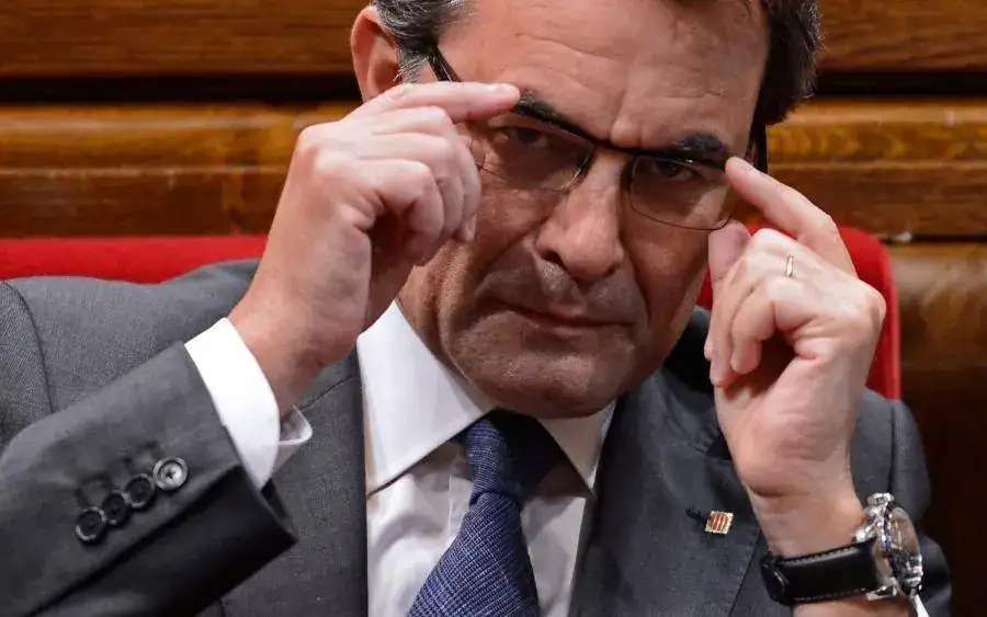 El-presidente-de-la-Generalitat--Artur-Mas-.webp