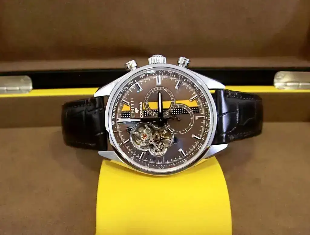 El-Primero--Chronomaster-1969-Cohiba-Edition--42-mm--03.2047.4061.76.C494_left_side-.webp