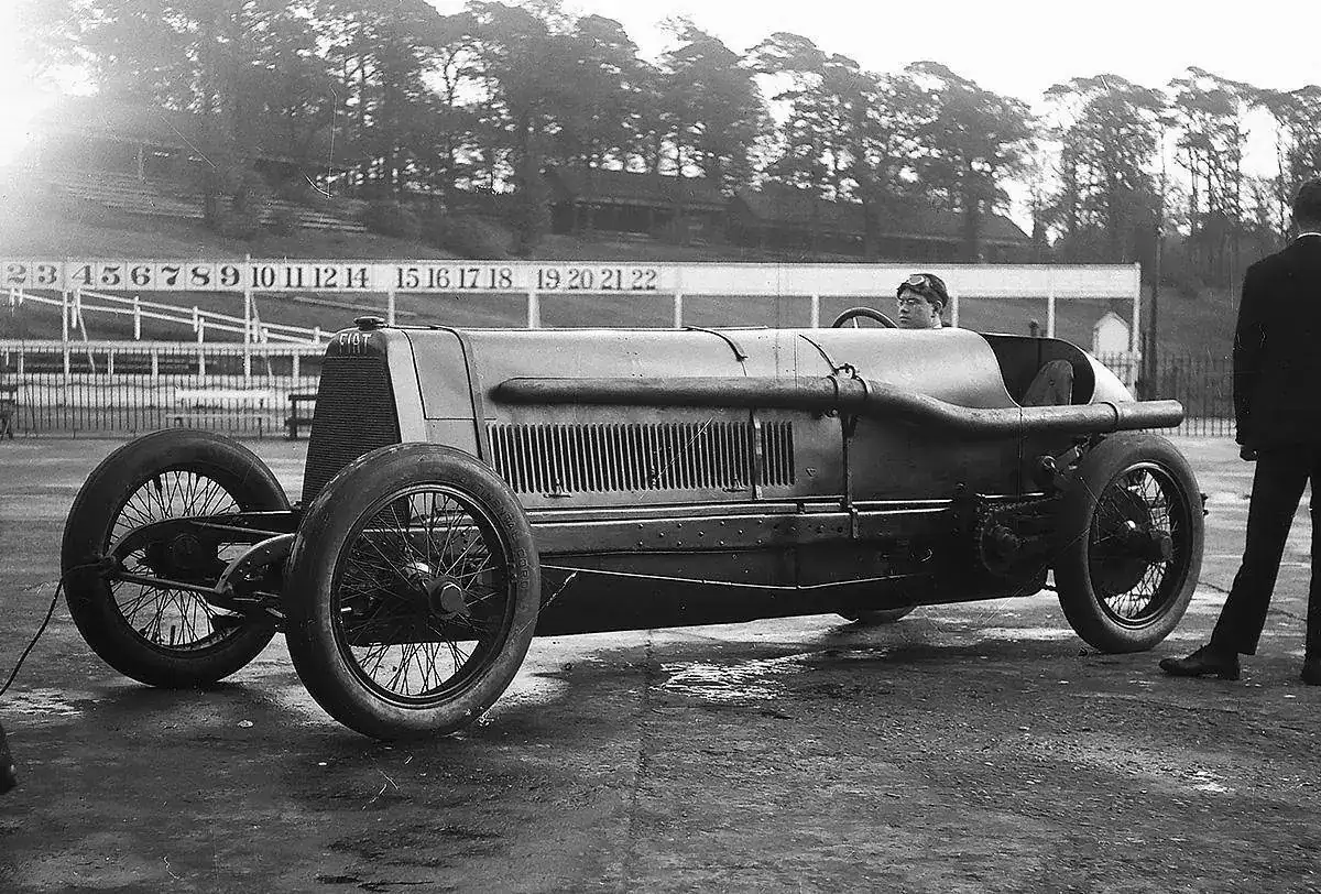 eldridge-fiat-300-hp-brooklands-1924.webp